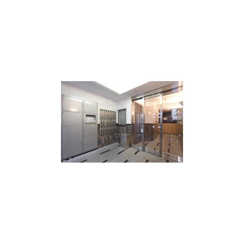 Room image 8