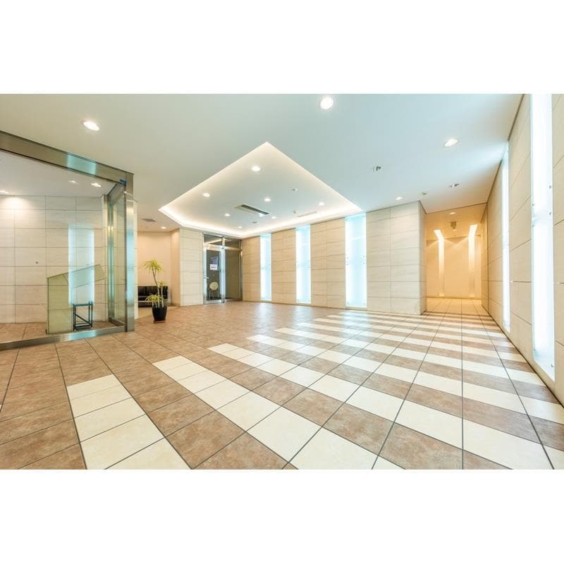 Room image 8