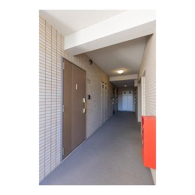 Room image 9
