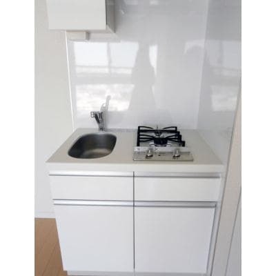 Room image 9