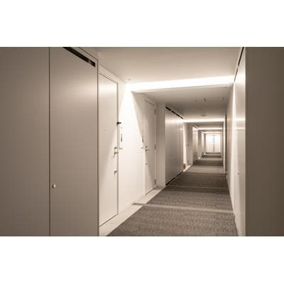 Room image 8