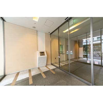 Room image 10