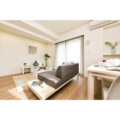 Room image 10