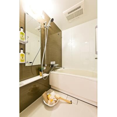 Room image 9