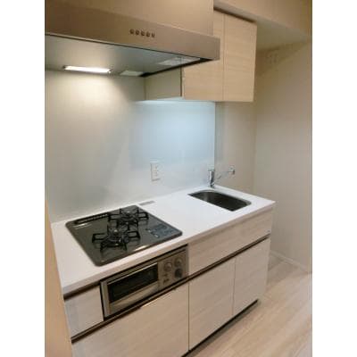 Room image 8