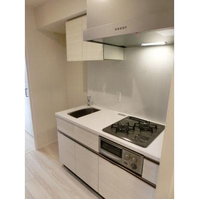Room image 8