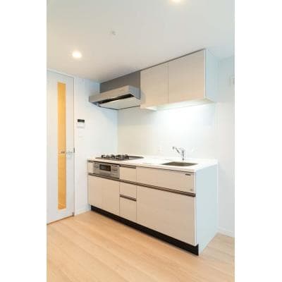 Room image 9