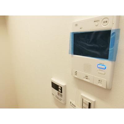 Room image 10
