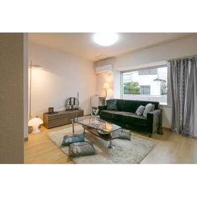 Room image 9
