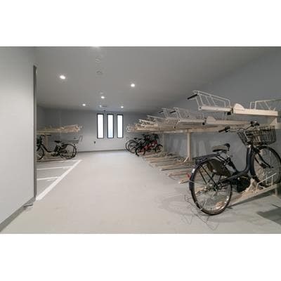 Room image 10