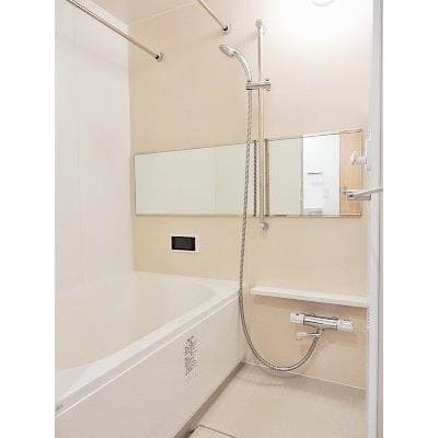 Room image 9