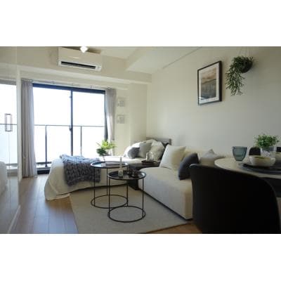 Room image 8