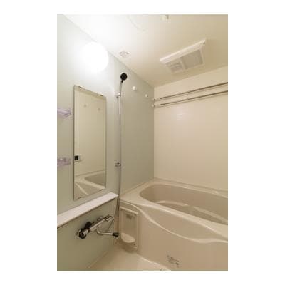 Room image 8