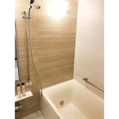 Room image 9