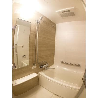 Room image 9