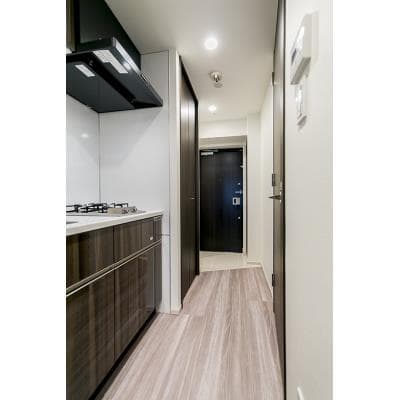 Room image 9
