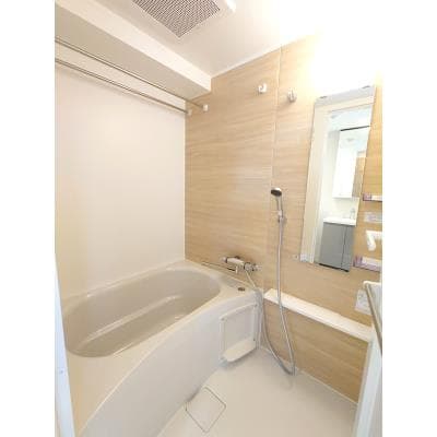 Room image 9