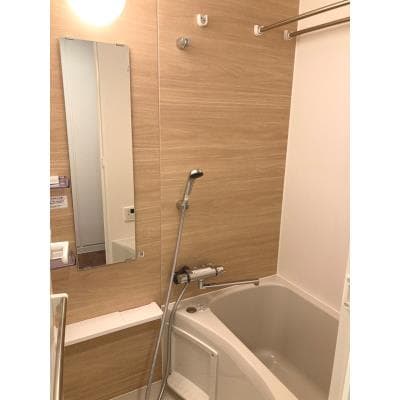 Room image 9