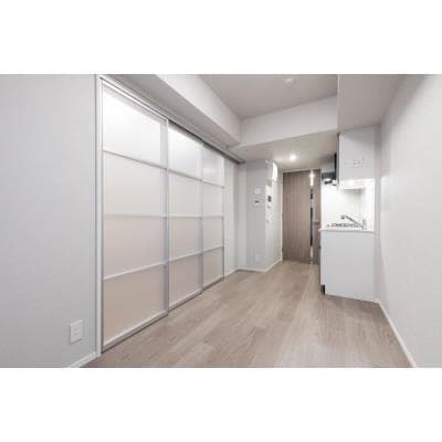 Room image 8