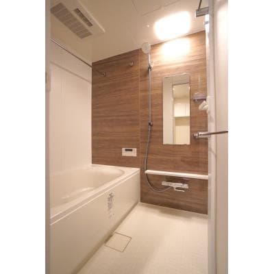 Room image 9
