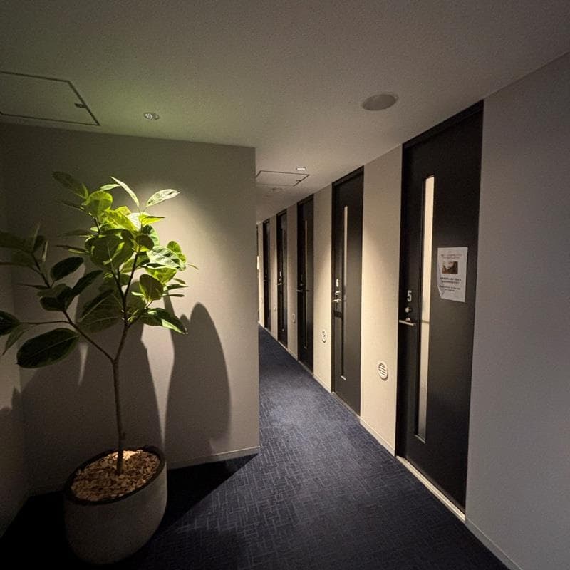 Room image 9