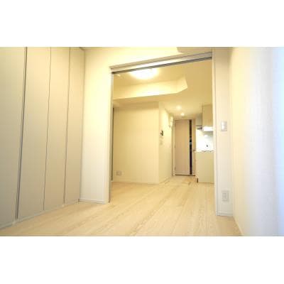 Room image 10