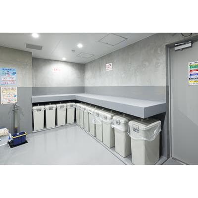 Room image 9