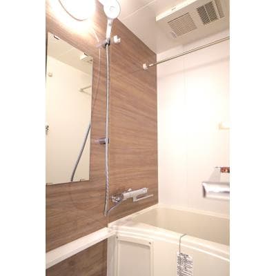 Room image 9