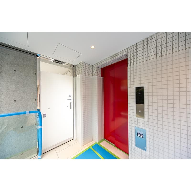 Room image 8