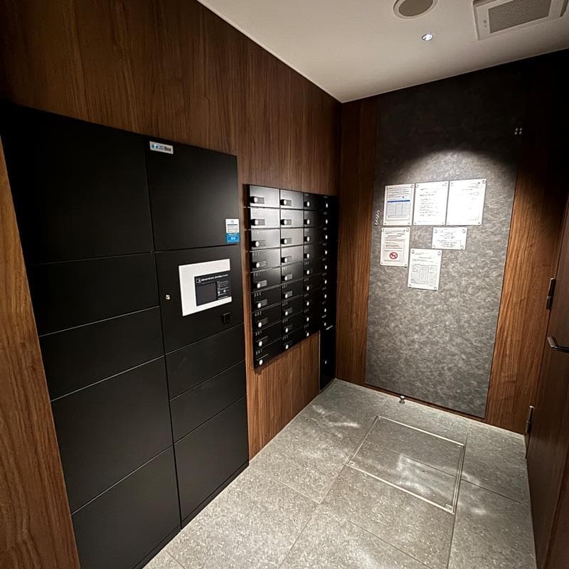 Room image 9