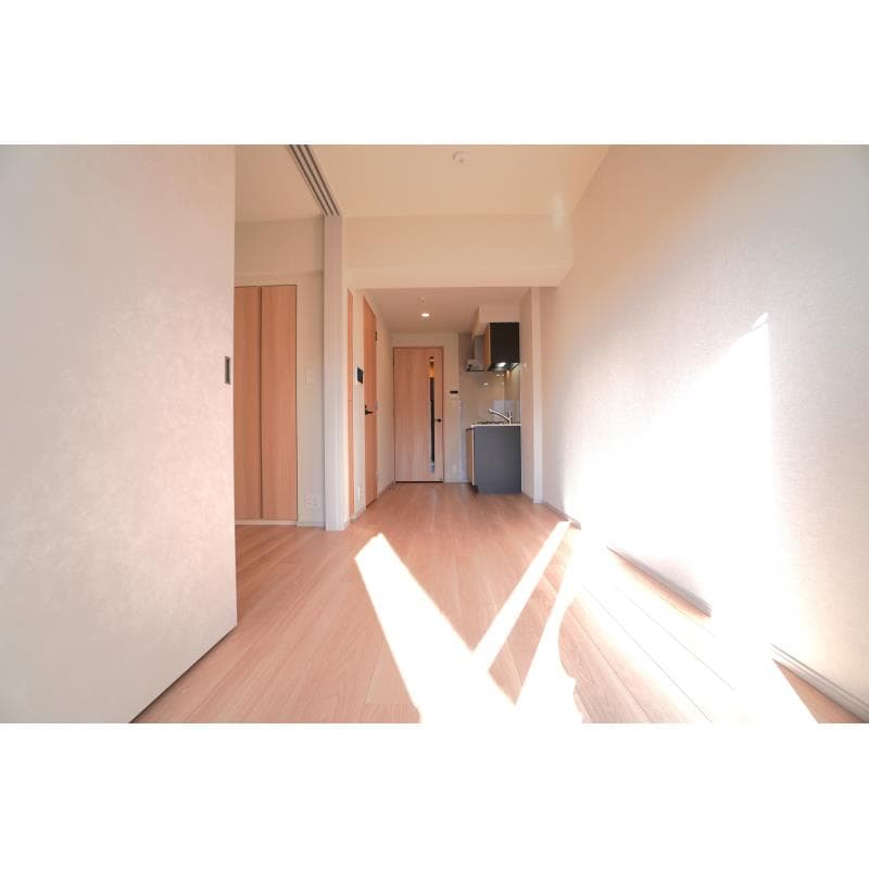 Room image 9