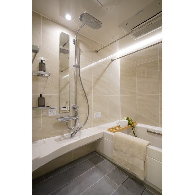 Room image 10