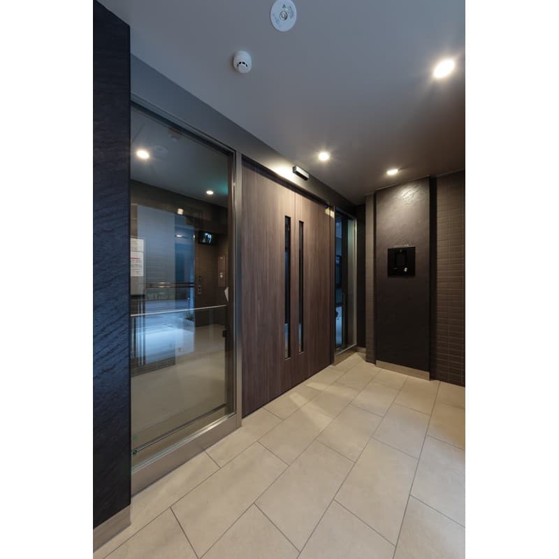 Room image 8