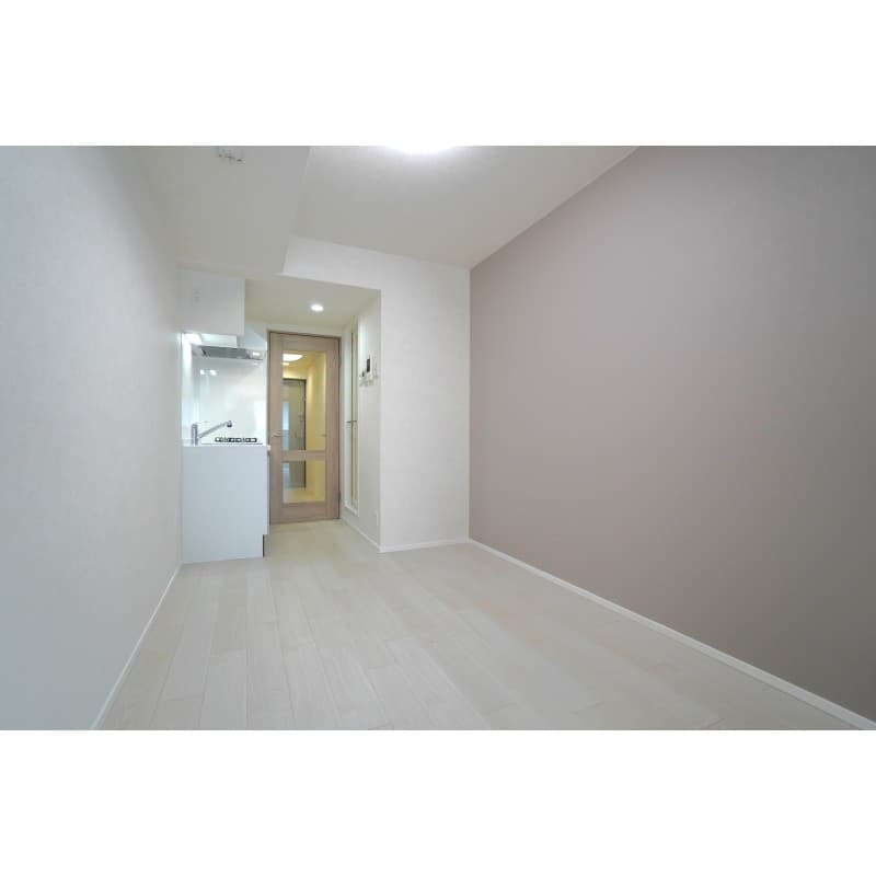 Room image 9