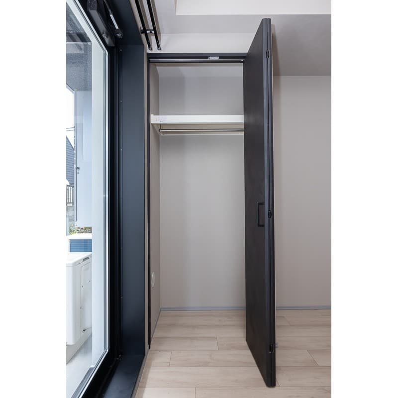 Room image 10