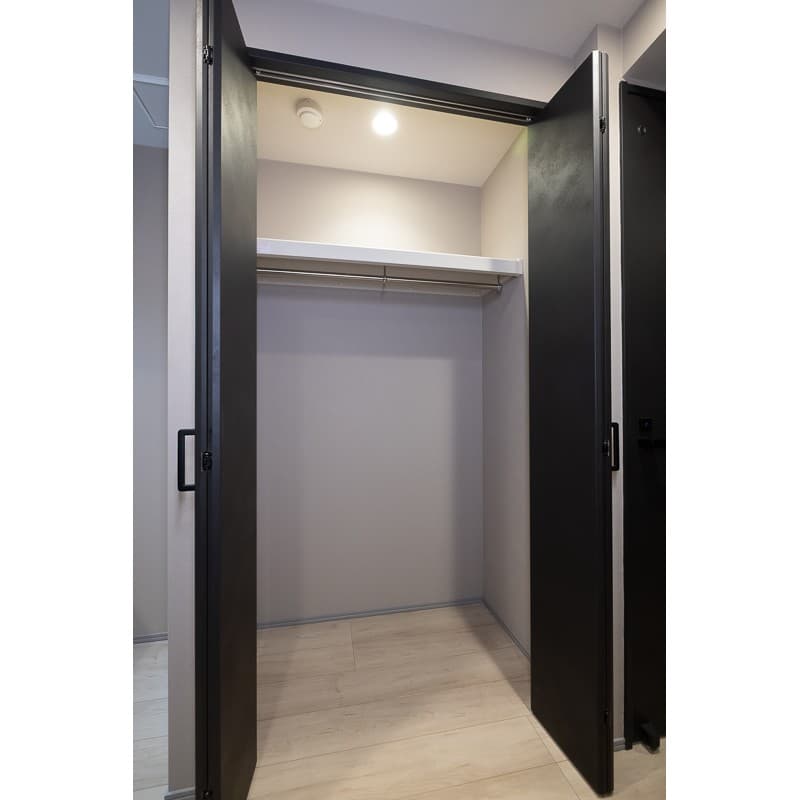 Room image 10