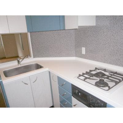 Room image 8