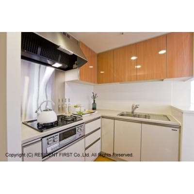 Room image 8
