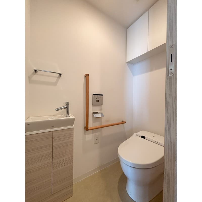 Room image 10