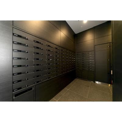 Room image 10