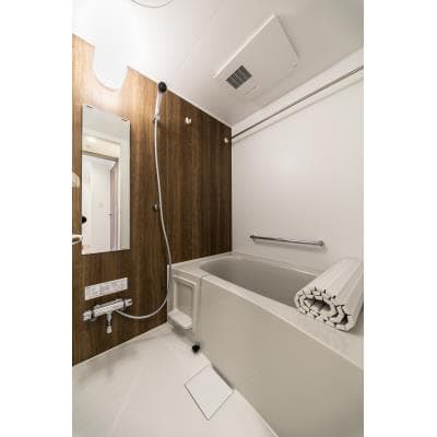 Room image 10