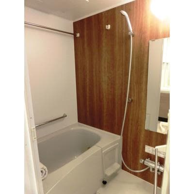 Room image 10