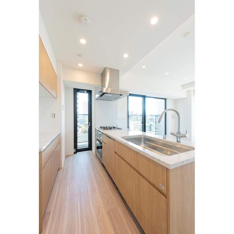 Room image 9