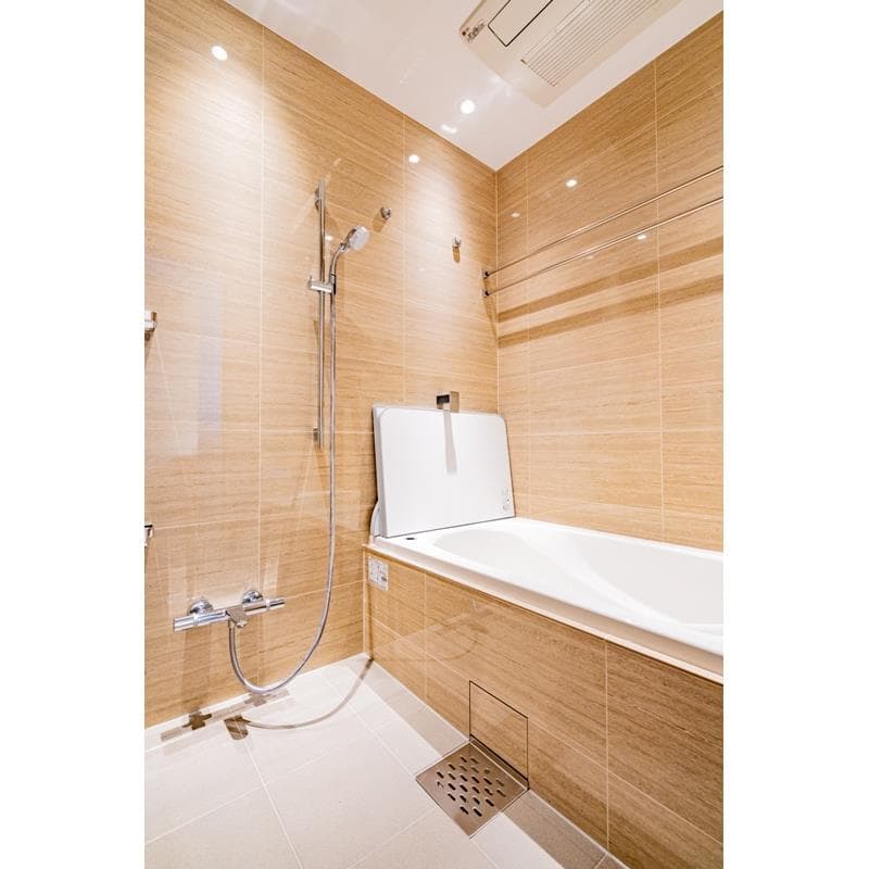 Room image 10