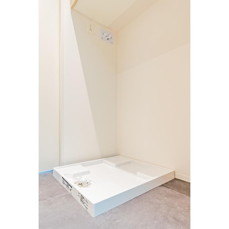 Room image 9
