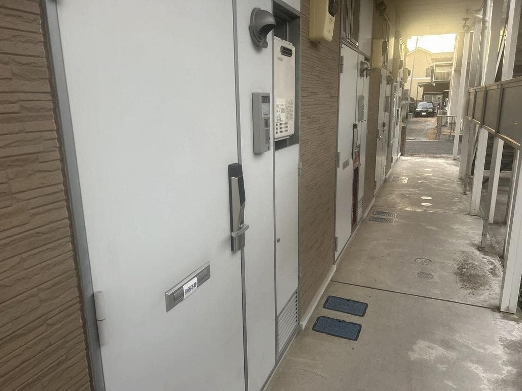 Room image 12