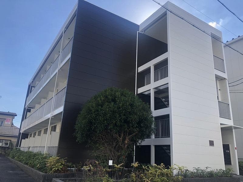 Main exterior of leopalace YAMAKO IV