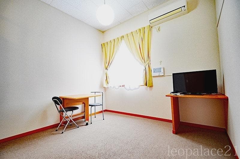 Preview interior of leopalace Sawada 2