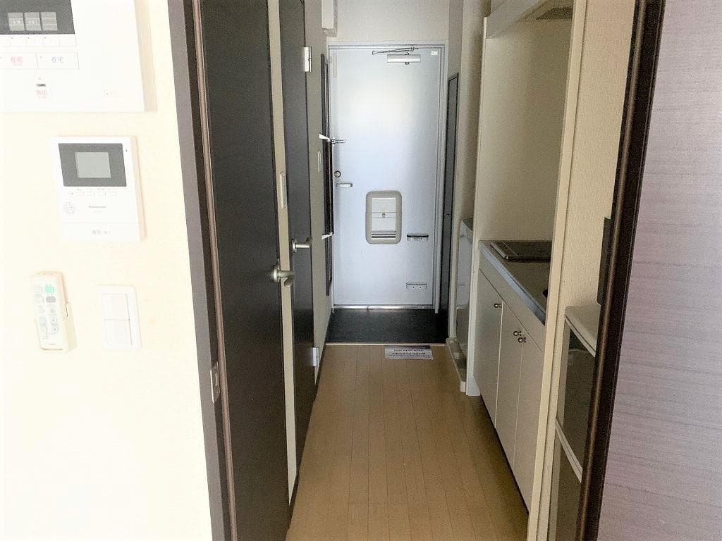 Room image 16
