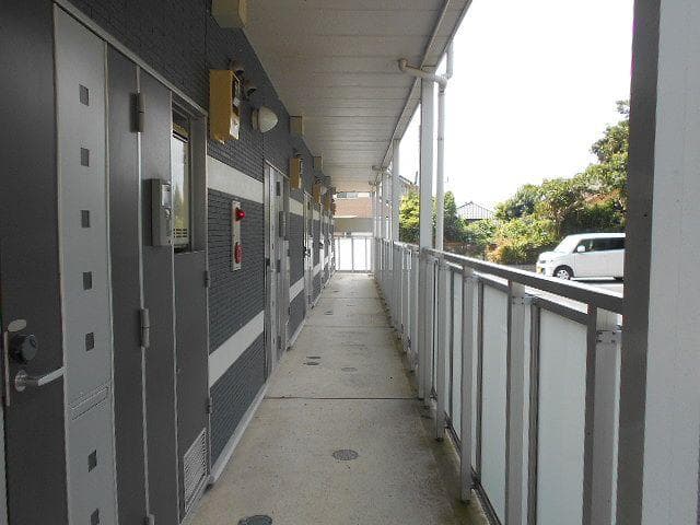 Room image 15